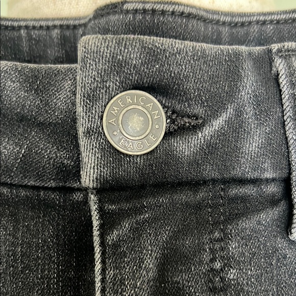 American Eagle Distressed Black Women's Jeans - The Dream Jean - Picture 4 of 7